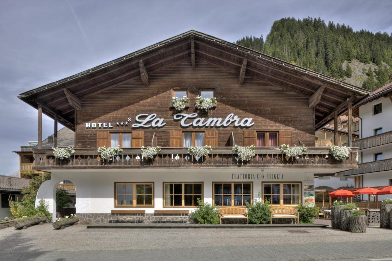 Hotel La Tambra Корвара ин Бадия Екстериор снимка