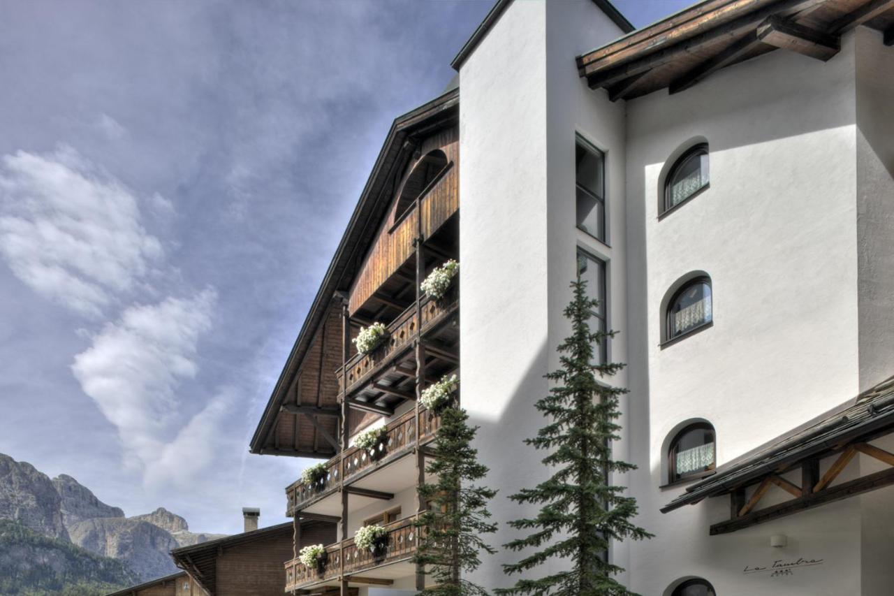 Hotel La Tambra Корвара ин Бадия Екстериор снимка