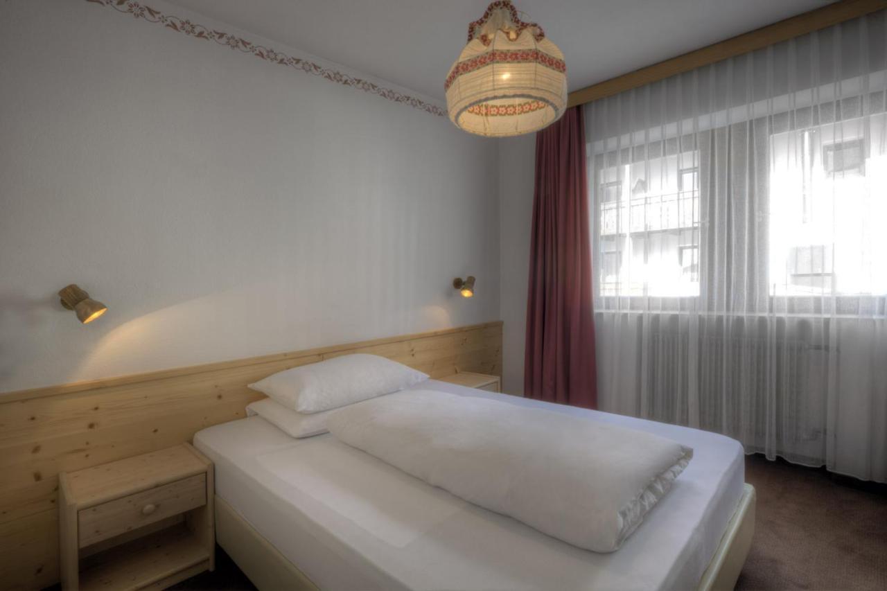 Hotel La Tambra Корвара ин Бадия Екстериор снимка