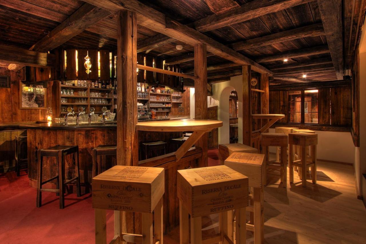 Hotel La Tambra Корвара ин Бадия Екстериор снимка