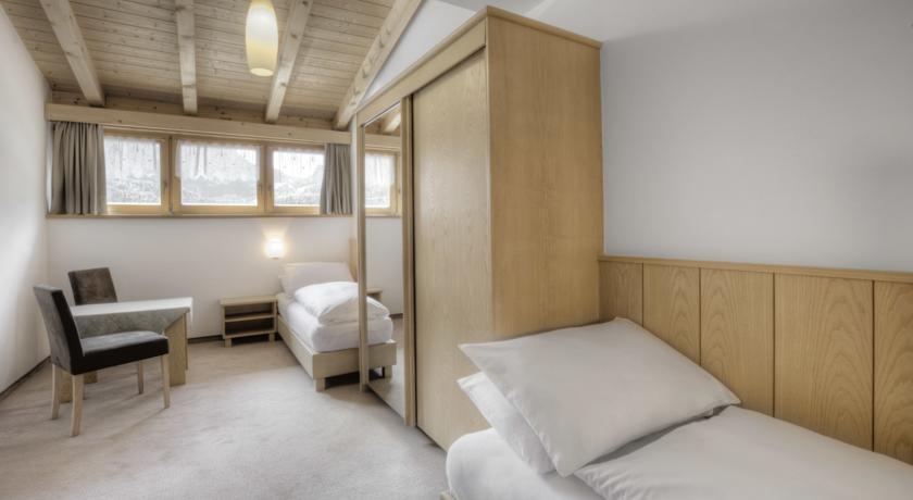 Hotel La Tambra Корвара ин Бадия Стая снимка