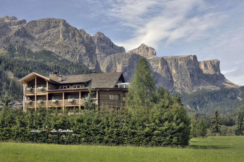 Hotel La Tambra Корвара ин Бадия Екстериор снимка